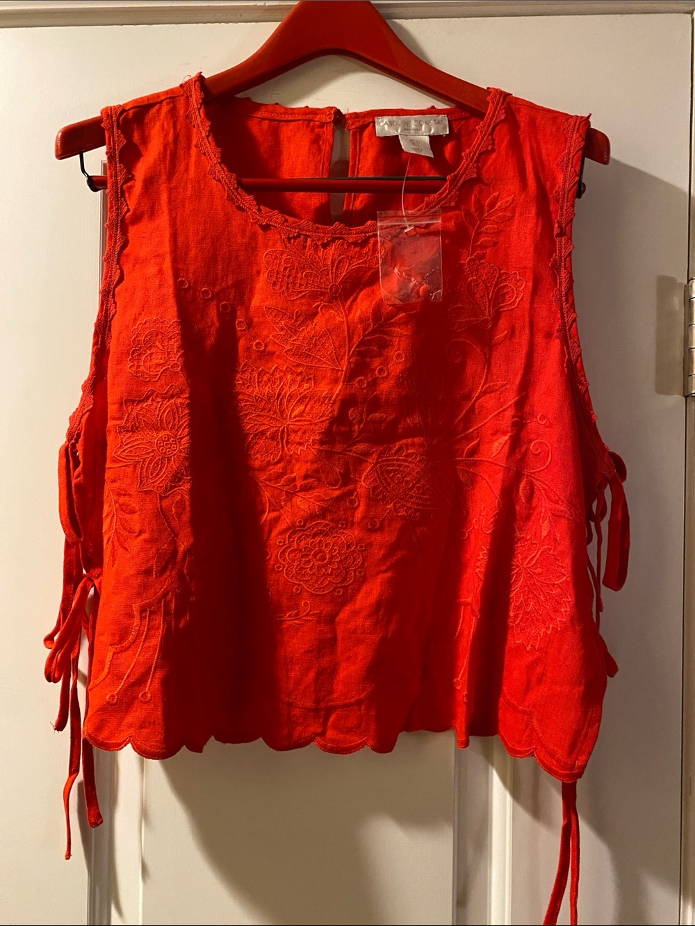 Caroline Constas Linen Stretch Blend Beautiful Embroidery Top NWOT